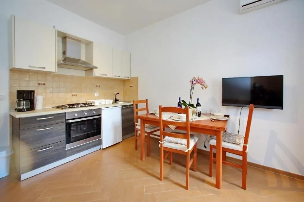 Apartments With A Parking Space Sukosan, Zadar - 16641 Хорватия